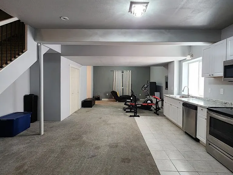 7546 Sabino Ln — Photo 21