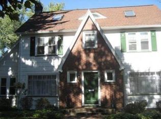 240 Oakdale Dr, Rochester, NY 14618