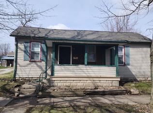 2022 S A St, Elwood, IN 46036