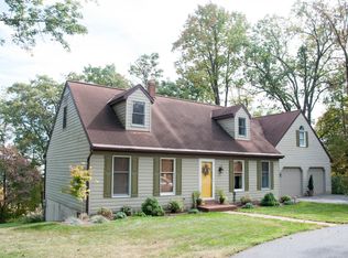 21 Forest Ln, Elizabethtown, PA 17022