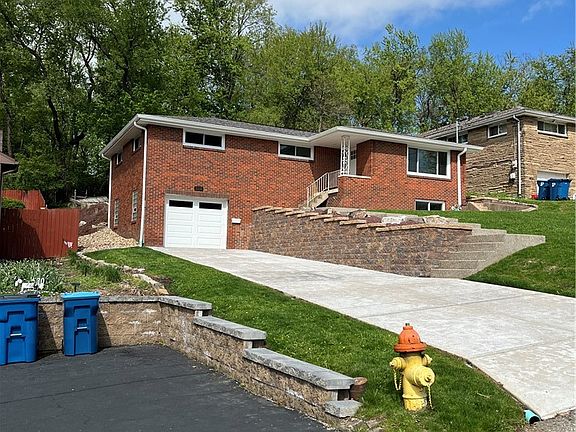 2nd image of 526 Foltz Dr