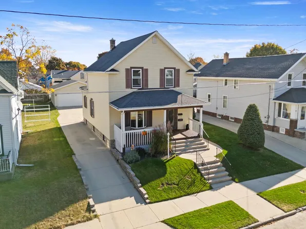 827 North 10th STREET, Manitowoc, WI 54220