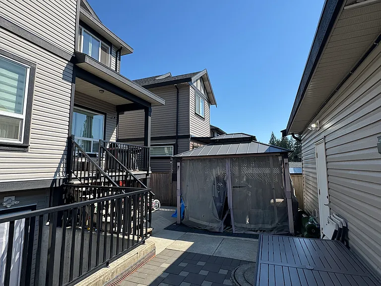 1250 Mitchell St — Photo 27