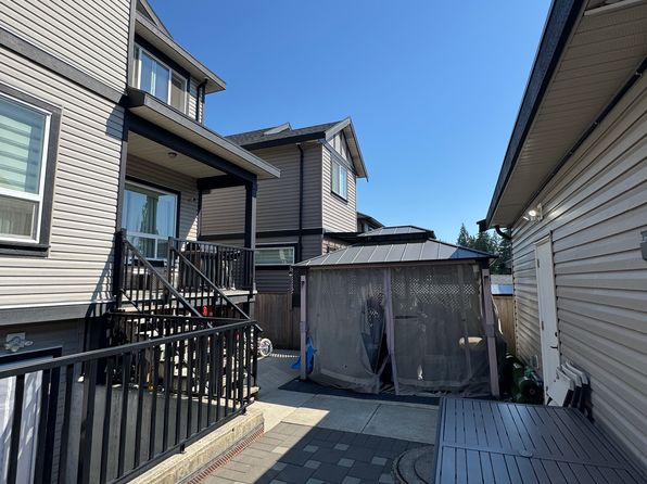 5 bedroom rental in Coquitlam — photo 27