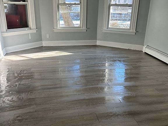 5th image of 50 Lasalle St #1O