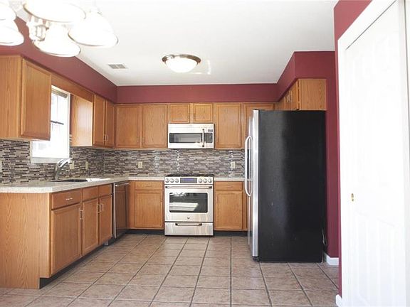 5th image of 118 Scotty Dr