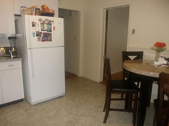 4th image of 147-24 18th Ave
