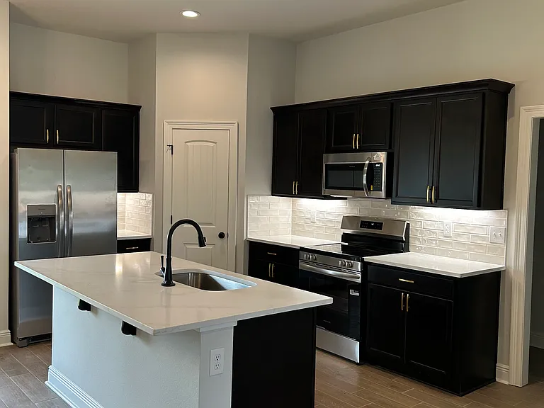 21104 Explorer Dr — Photo 4