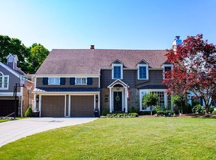 21543 Aberdeen Rd, Rocky River, OH 44116
