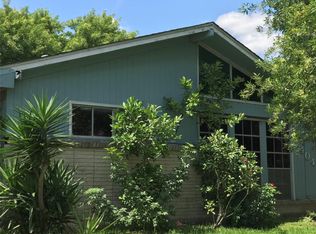 1404 Burke Rd, Pasadena, TX 77502