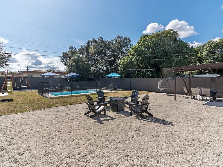 640 NW 3rd Ct #ID1542520P — Photo 22