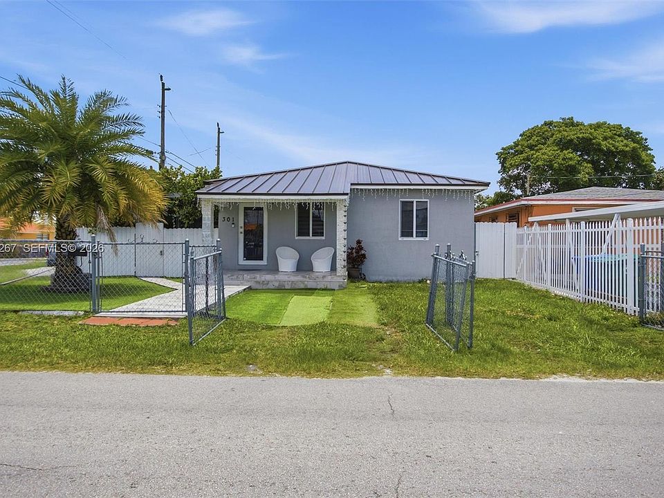 1st image of 301 SW 36th Ave