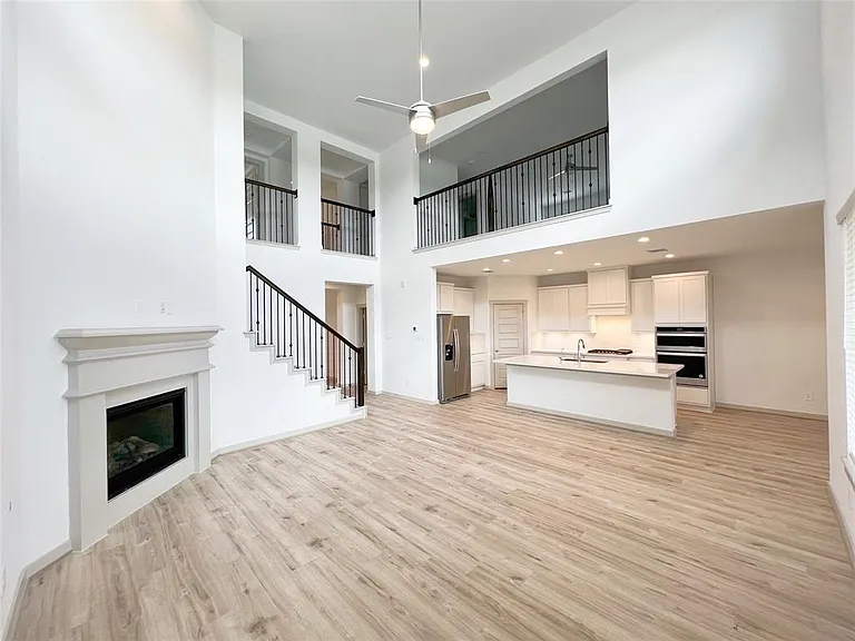 29207 Red Rocks Park Dr — Photo 9