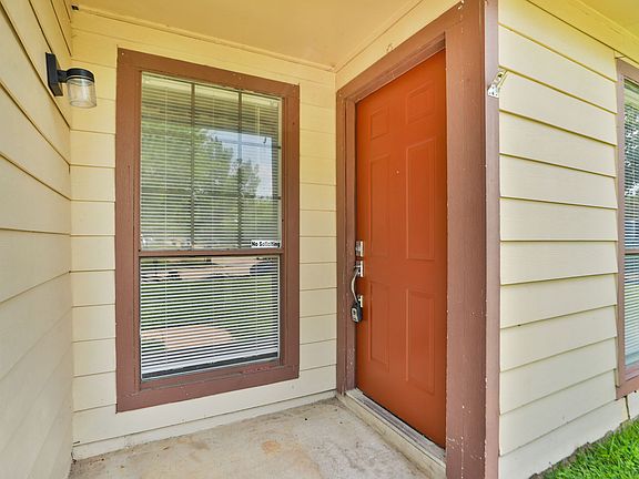 5-web-or-mls-17518-bullis-gap-dr_08272025