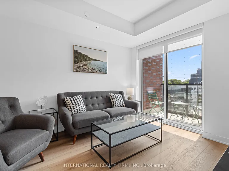 5 Lakeview Ave #409 — Photo 6