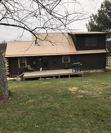 2nd image of 43975 Lodge Hill Rd