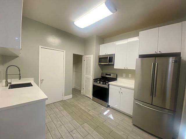 1st image of 955 Page St APT 1