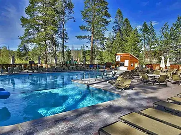 Zurich Place 12640, 12640 Zurich Pl #2-V, Truckee, CA 96161