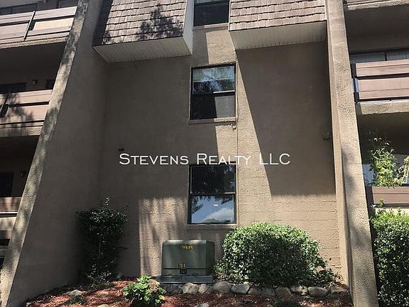 2nd image of 915 S Seminole Dr APT 34