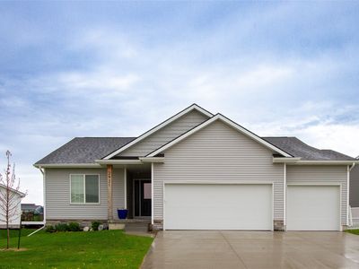 2921 Primrose Ln, Pella, IA, 50219