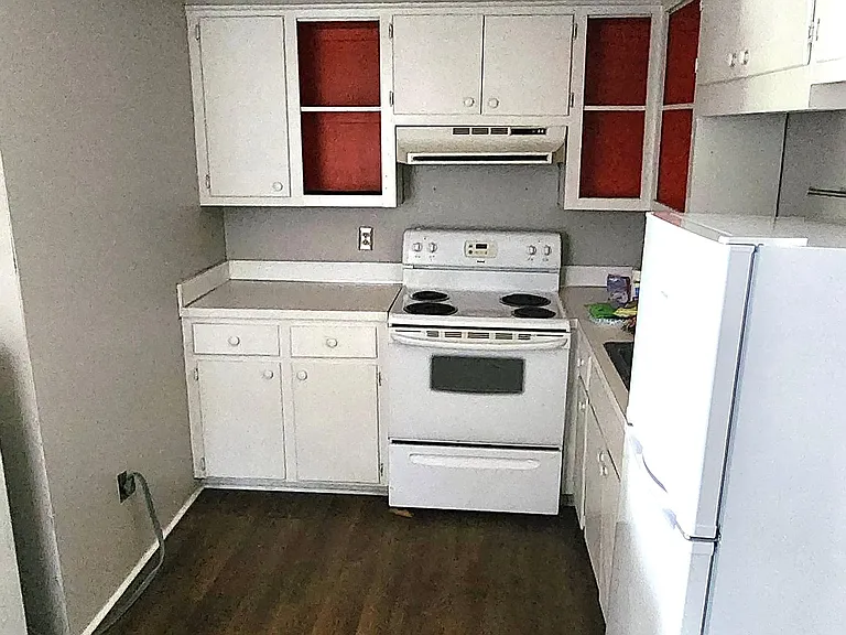 217 Tryon St #B — Photo 7