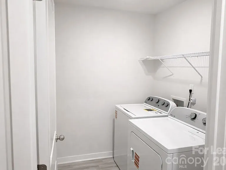 116 Windstone Common Ln — Photo 16
