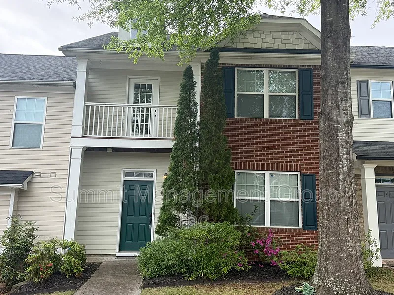 Building Photo - 180 Orchard Dr