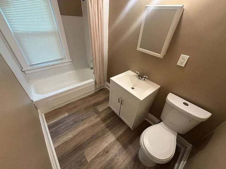 3301 E 143rd Street Cleveland OH 44120 — Photo 8