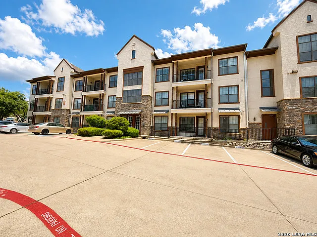 7342 Oak Manor Dr #1205