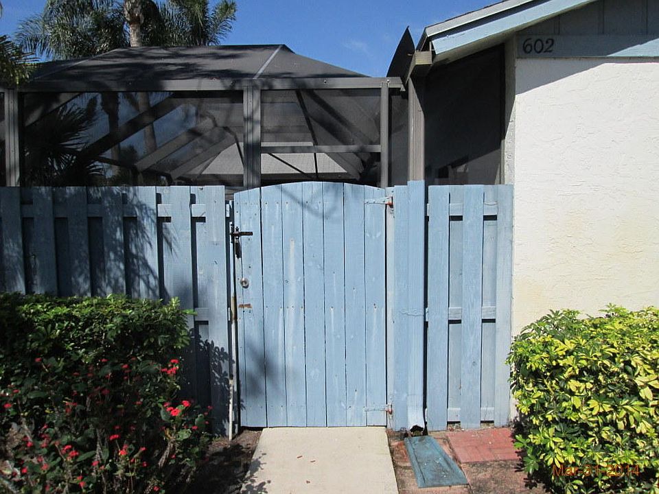 1st image of 602 Timberlane Cir