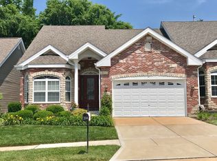 204 Woodland Place Ct, Saint Charles, MO