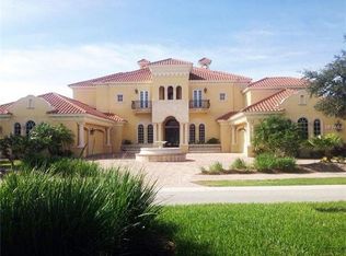 4082 Founders Club Dr, Sarasota, FL 34240
