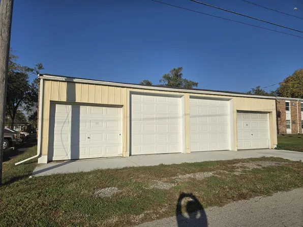 550 N 9th Ave, Kankakee, IL 60901