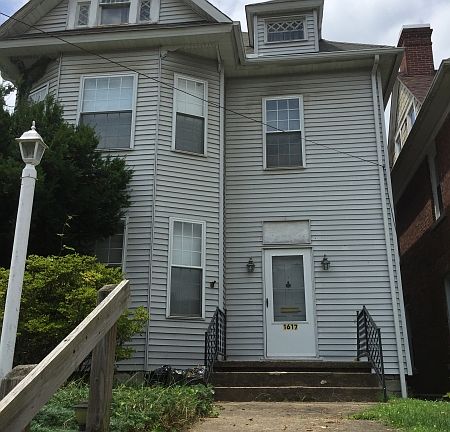 2nd image of 1617 Avery St
