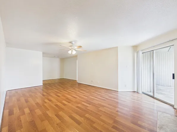 9700 Leawood Blvd, Houston, TX