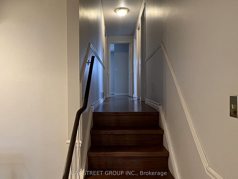 Mississauga House for rent - 3 Bedrooms — photo 9