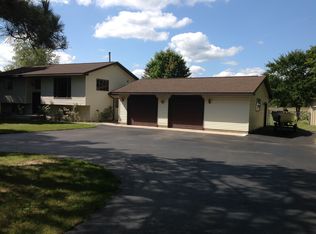 2718 Reynolds Rd, Interlochen, MI 49643