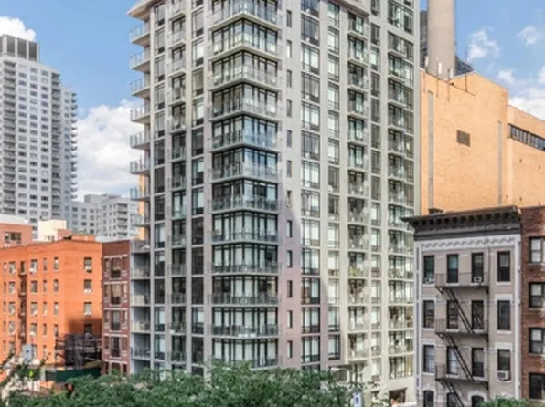 501 East 74th Street image 8 of 23