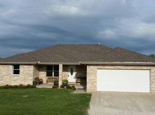 2635 NE 78th St, Meriden, KS 66512