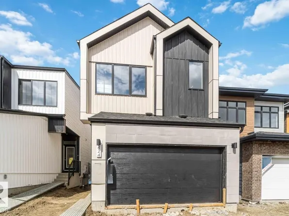 22522 83a Ave NW, Edmonton, AB T5T 7R2