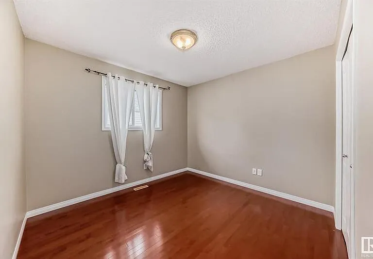 1798 Melrose Cres SW #HOUSE — Photo 26