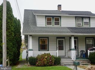 28 N Sheridan Rd, Newmanstown, PA 17073