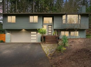 30475 SW Riverwood Dr, West Linn, OR