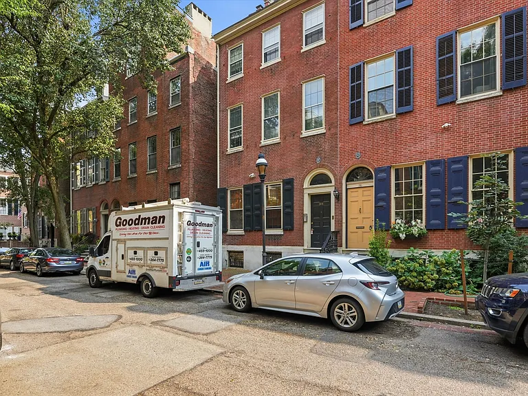 1014 Clinton St #1STREAR — Photo 19
