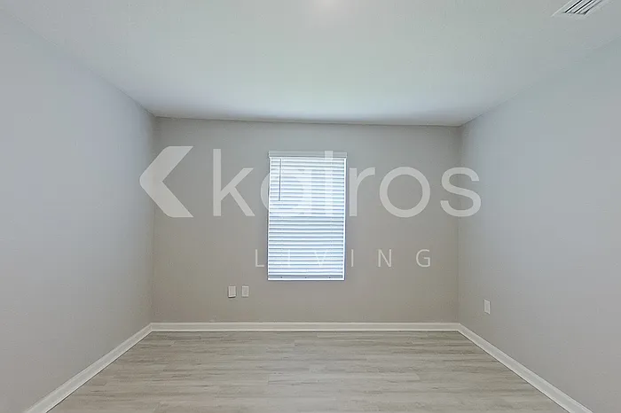 4624 Malay Cir — Photo 13