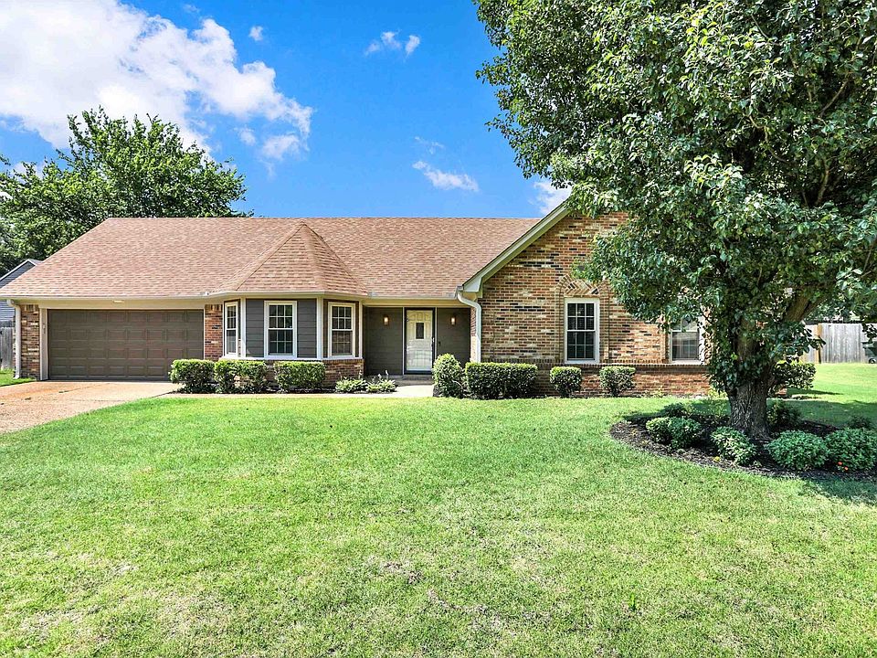 1st image of 5466 Craigmont Dr