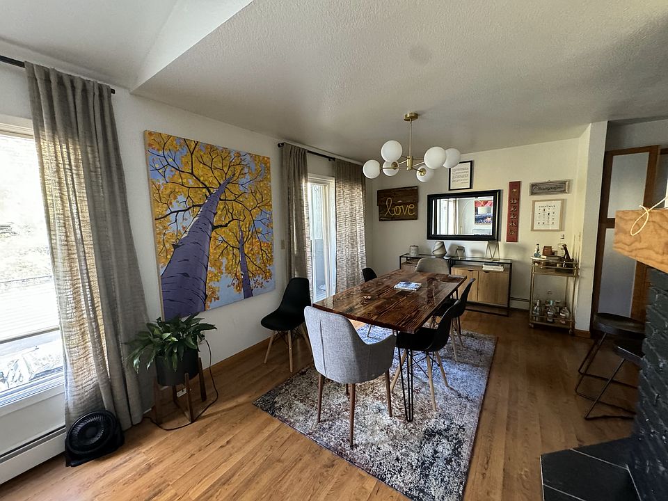 dining area with sliding door to second floor deck