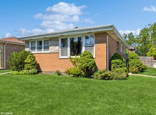 3800 Isabel St, Skokie, IL 60076