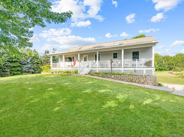 27471 Potomac St NE, Stacy, MN 55079