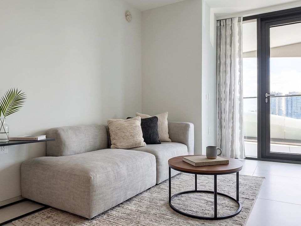 1st image of 1033 Nelson St #2601